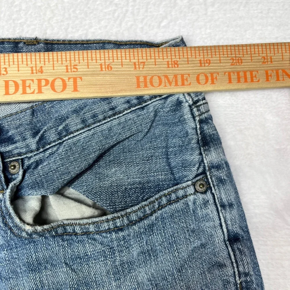 Levi's 559 Straight Jeans Men's Blue Denim Pockets Classic‎ Zip Fly - 37X31